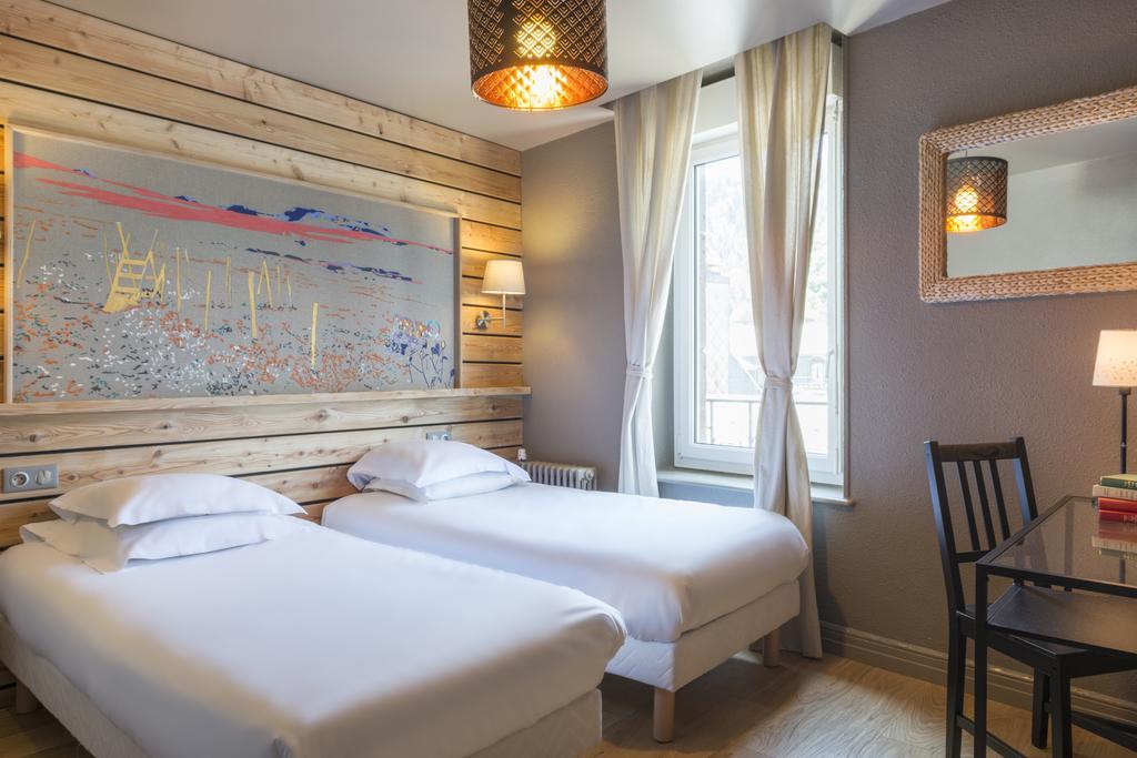 Hotel De Russie Ле-Мон-Дор Номер фото
